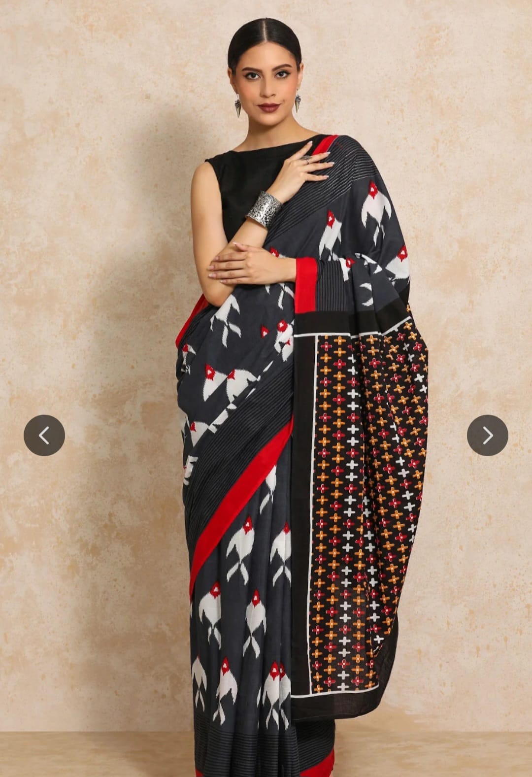 Cotton Mulmul Saree in black and white fish ikat design – Pure cotton handblock printed saree wholesale by Fabtexs